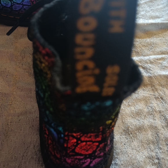 Rainbow Doc Martens in size 2 young ladies. Very expensive new and these are new - Picture 2 of 10
